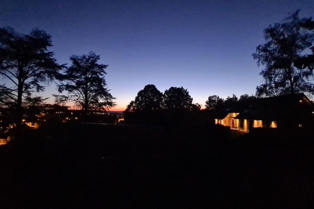 Charleville-MézièresLoft Les Deux Cedres Avec Vue Panoramiqueアパートメント エクステリア 写真